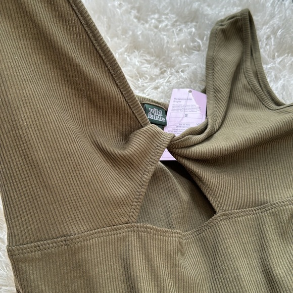 Wild Fable Tank Bodysuit with Cutout - Picture 4 of 6